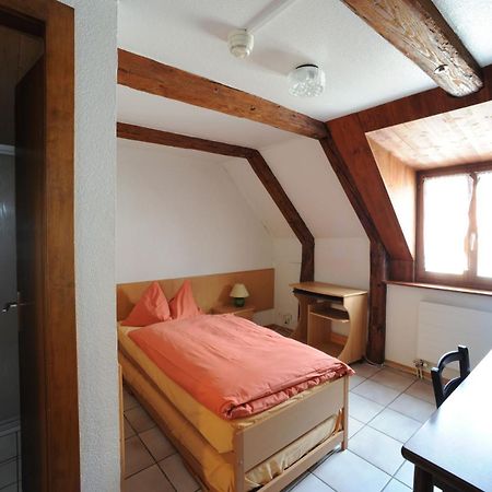 Chez Gilles Hotel Resto Bar Sa La Chaux De Fonds Ngoại thất bức ảnh